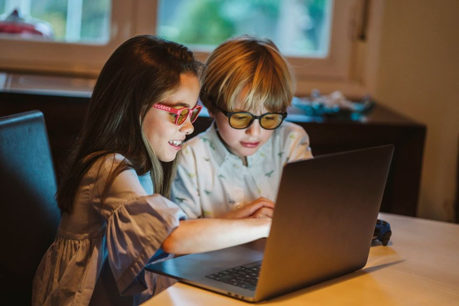 Pro-Gamer s Blue Block filtrem vel. 44