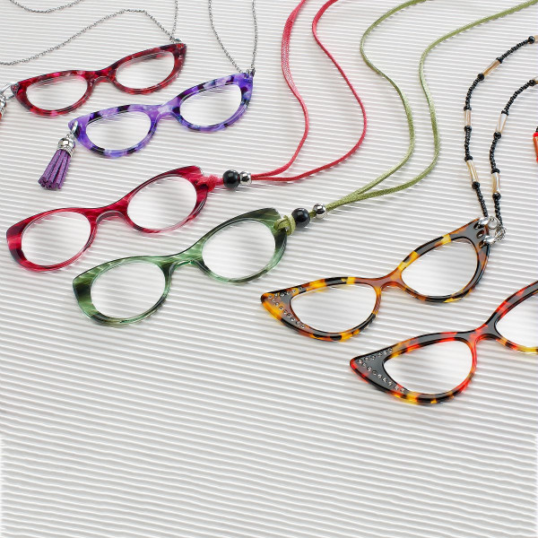 Přívěsek na krk s lupou z kolekce AIRPORT