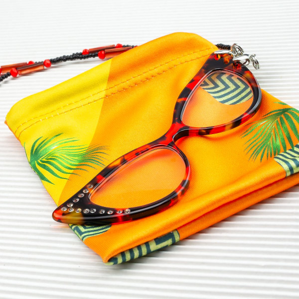 Přívěsek na krk s lupou z kolekce AIRPORT